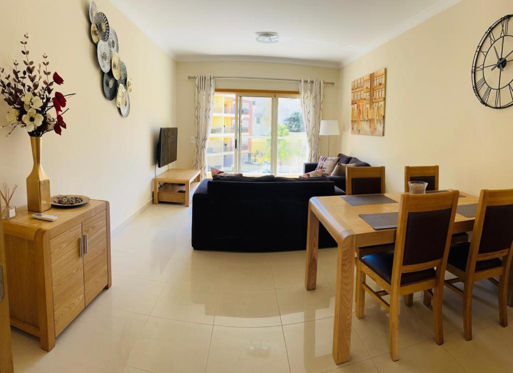 Valente Patio Apartment Lagos Exterior photo